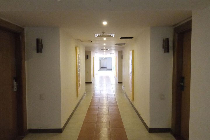 Ballroom/Hall 92 of 109