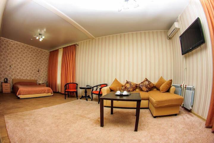 Room 27 of 56