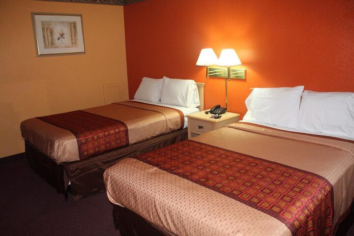 Room 16 of 51