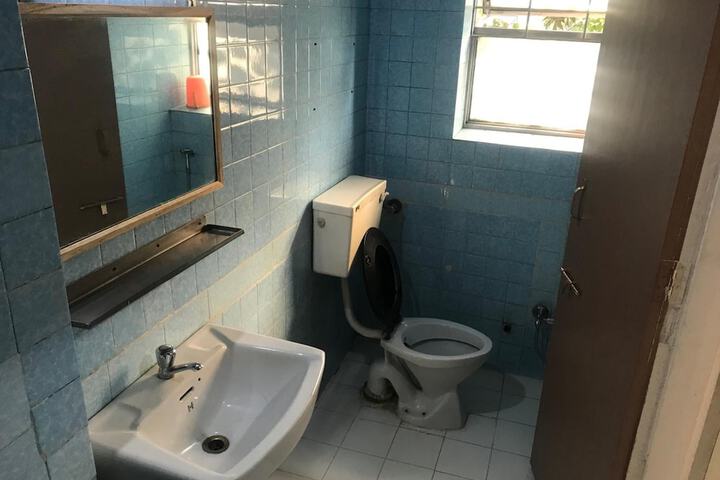 Room 28 of 45