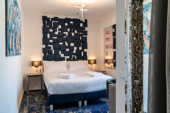 Room 36 of 108