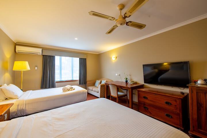 Room 5 of 58