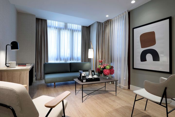 Room 14 of 78