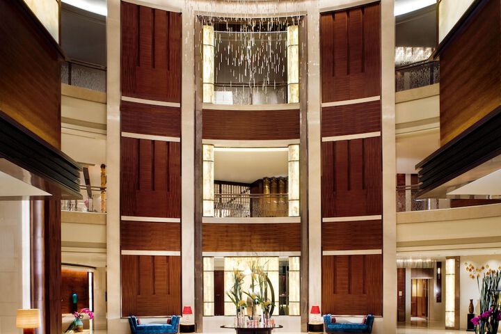 Hotel Interior 4 of 132