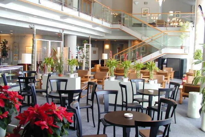 Hotel Interior 5 of 43
