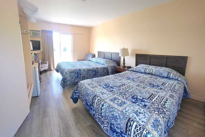 Room 4 of 11