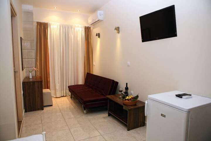 Room 14 of 48
