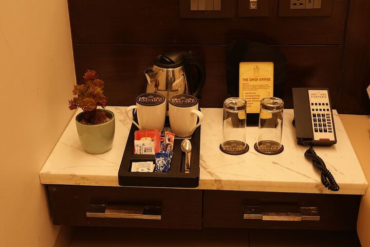 Breakfast/Coffee Service 34 of 80