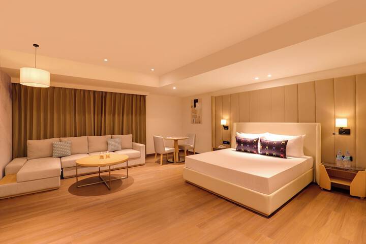 Room 16 of 47