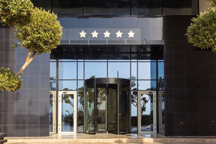 Hotel 76 of 79
