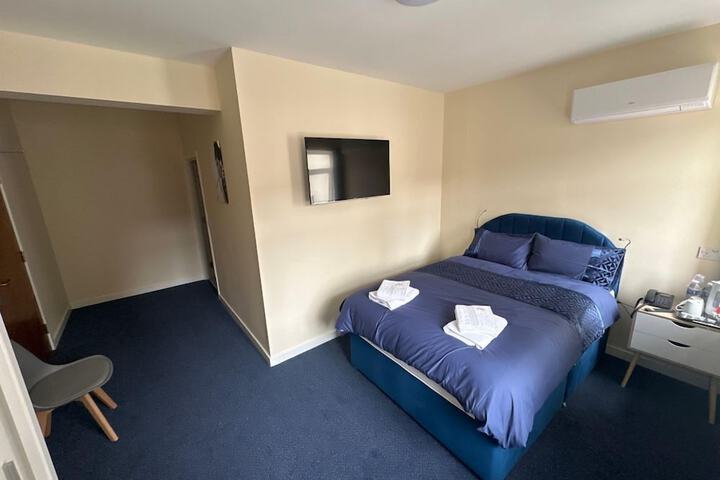 Room 13 of 69