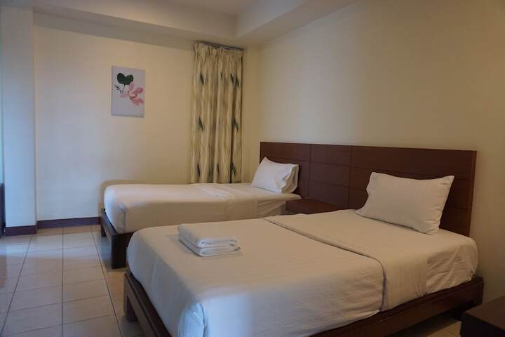 Room 11 of 46