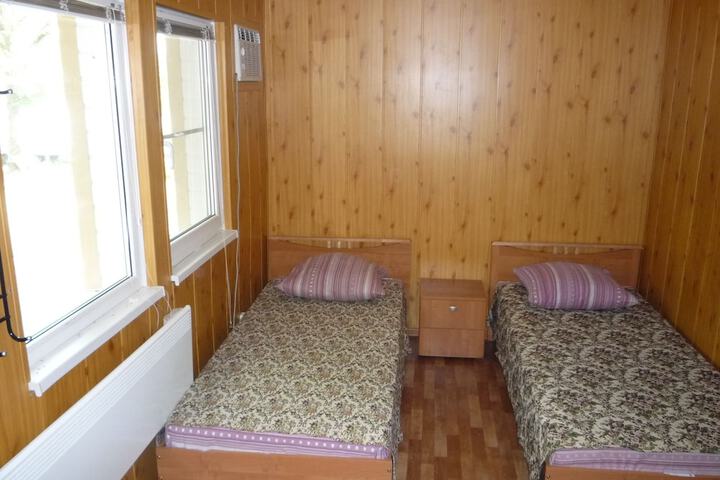 Room 42 of 45