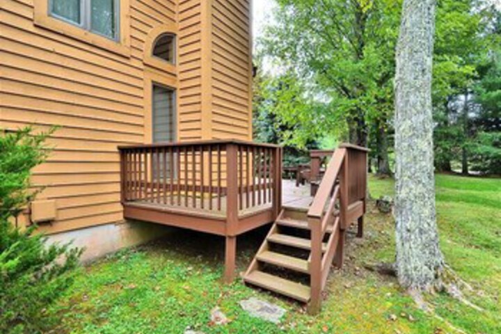 Property Grounds 38 of 50