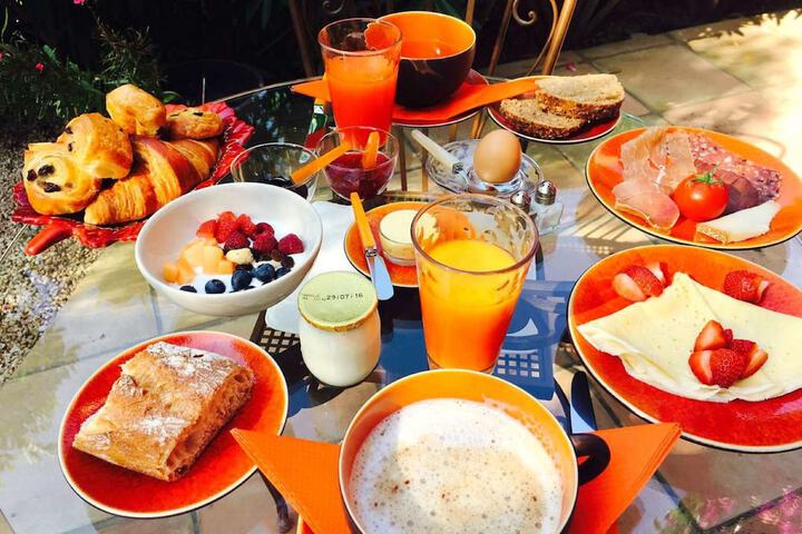 Breakfast/Coffee Service 55 of 78