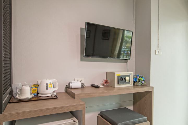 Room 7 of 43