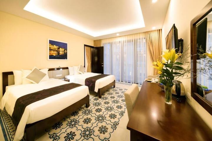 Room 42 of 73