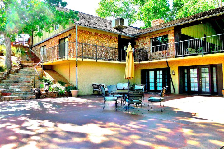 Terrace/Patio 14 of 25