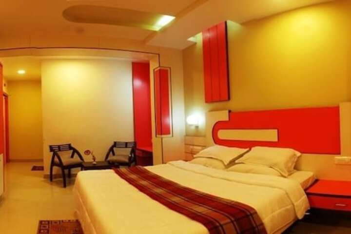 Room 7 of 14