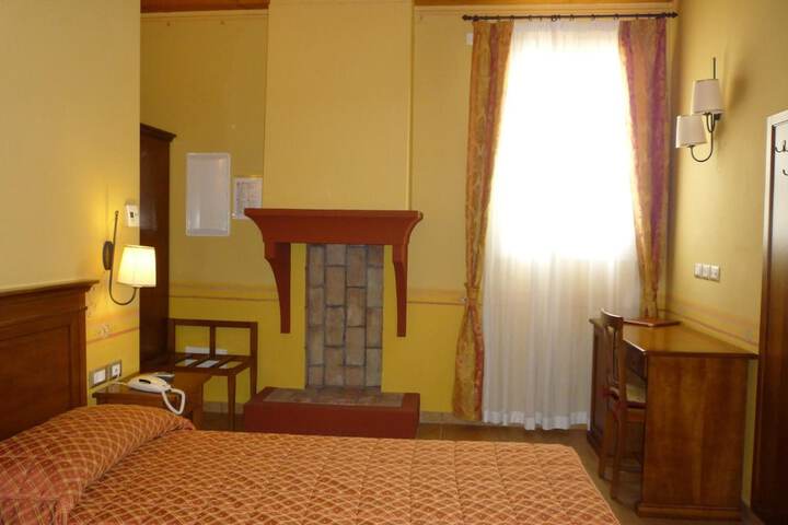 Room 7 of 17