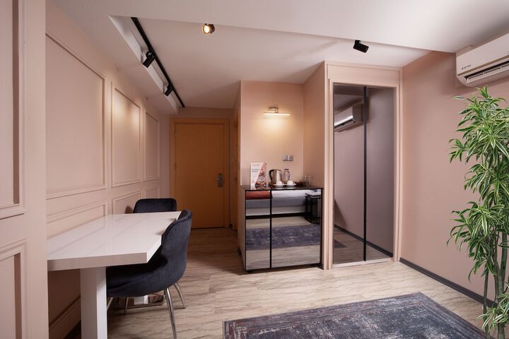 Room 26 of 56