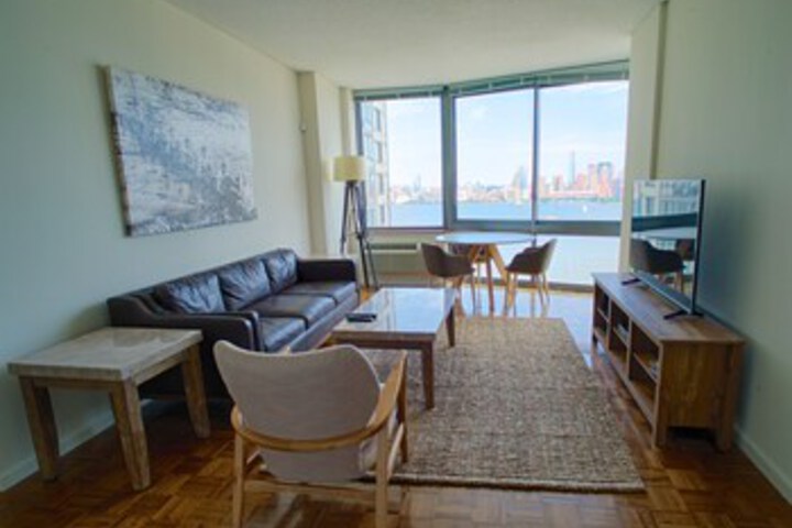 Room 205 of 246