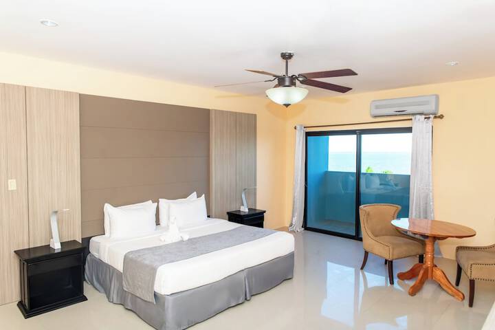 Room 3 of 22