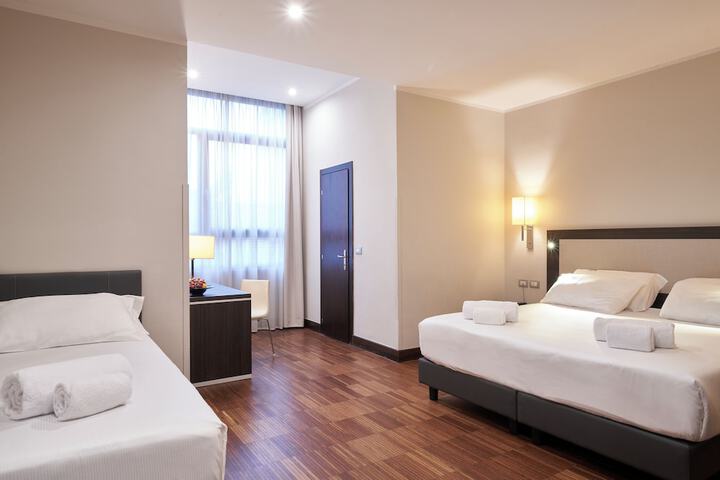 Room 11 of 26