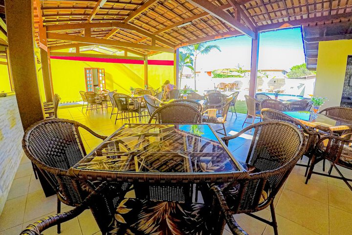 Lounge 65 of 113