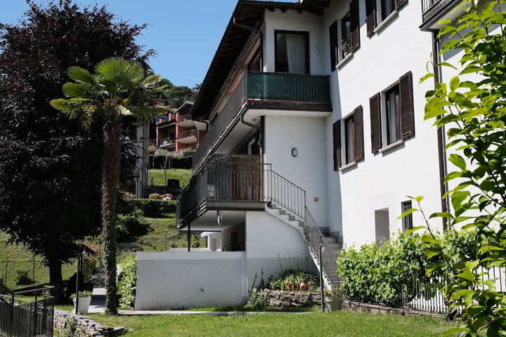 Hotel Exterior 83 of 93