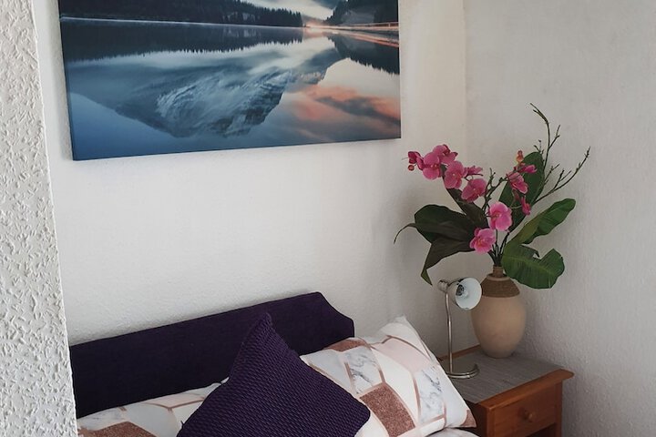 Room 12 of 97