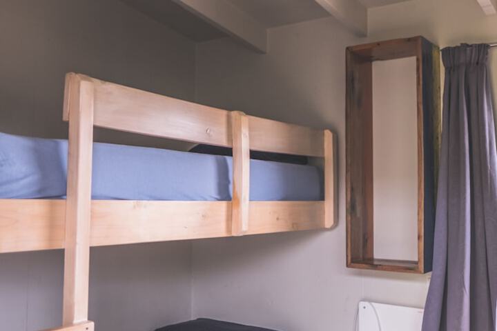 Room 21 of 52
