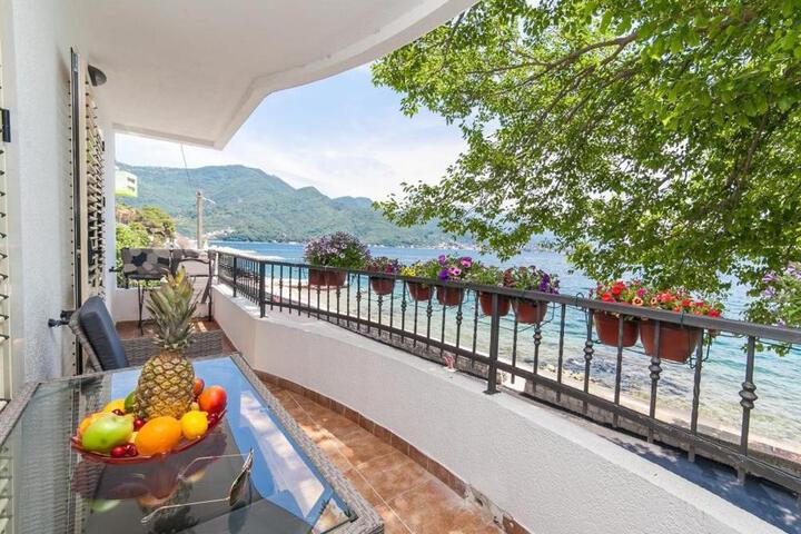 General 85 of 100