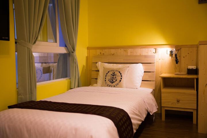 Room 20 of 50