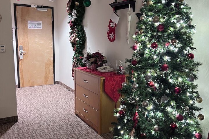 Room 33 of 69