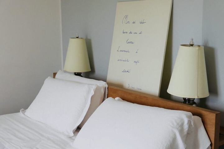 Room 8 of 44