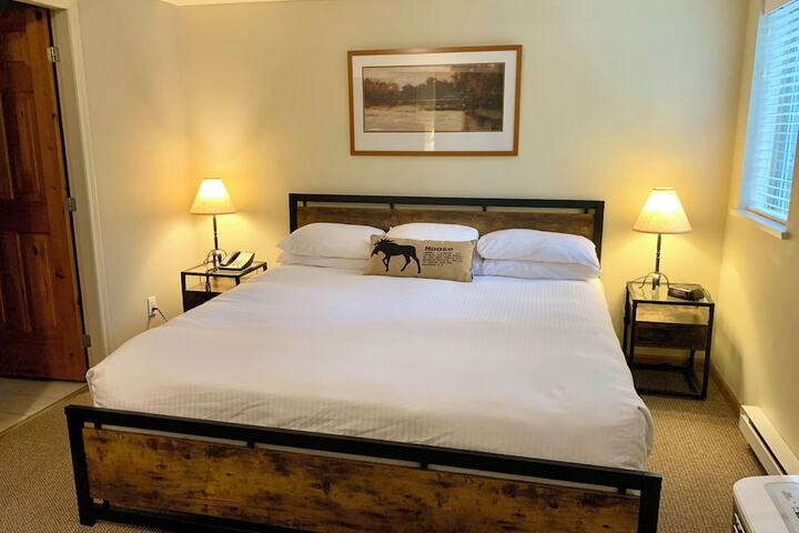 Room 6 of 70