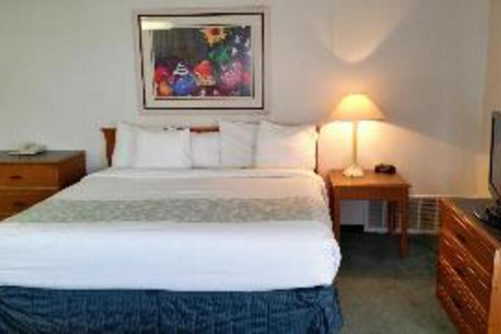 Room 27 of 42