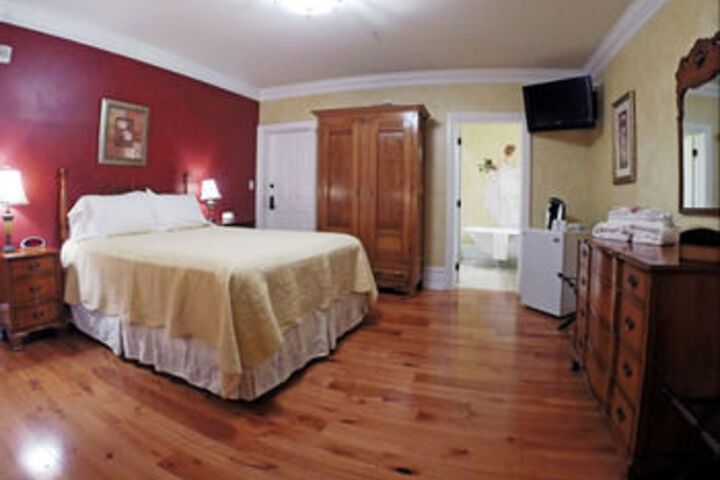 Room 54 of 100