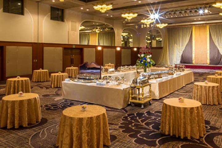 Banquet hall