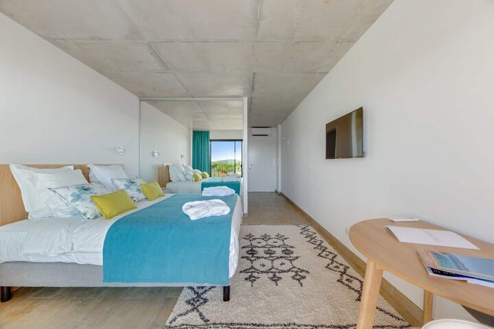 Room 3 of 23