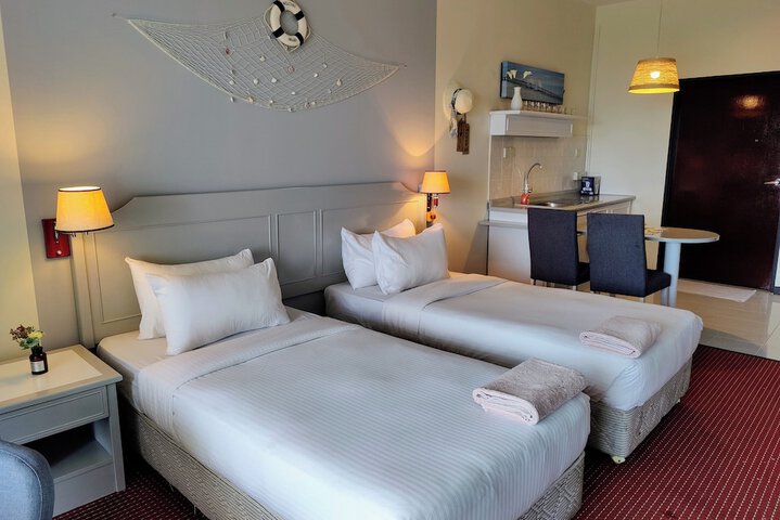 Room 347 of 650