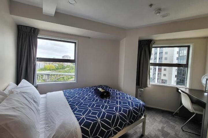 Room 5 of 45