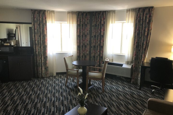 Room 9 of 60