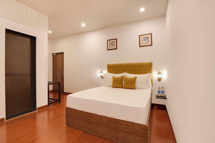 Room 5 of 46