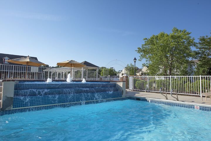 Pool 35 of 109