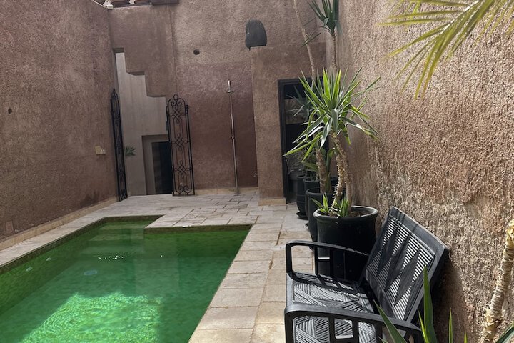 Hotel Pool