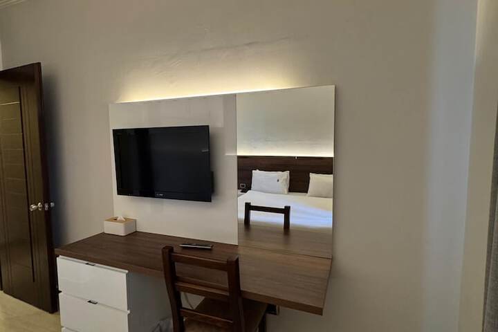 Room 22 of 64