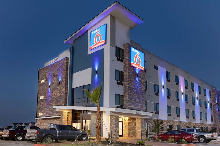 Hotel 34 of 49