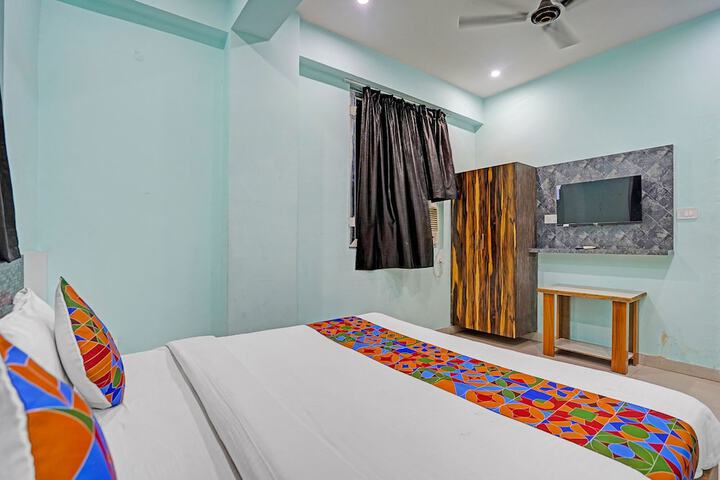 Room 9 of 23
